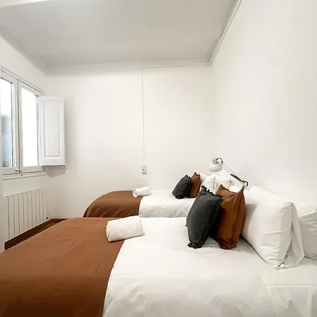 Cycle Haven In Center Apartment *