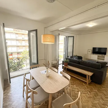 Cycle Haven In Center Apartment